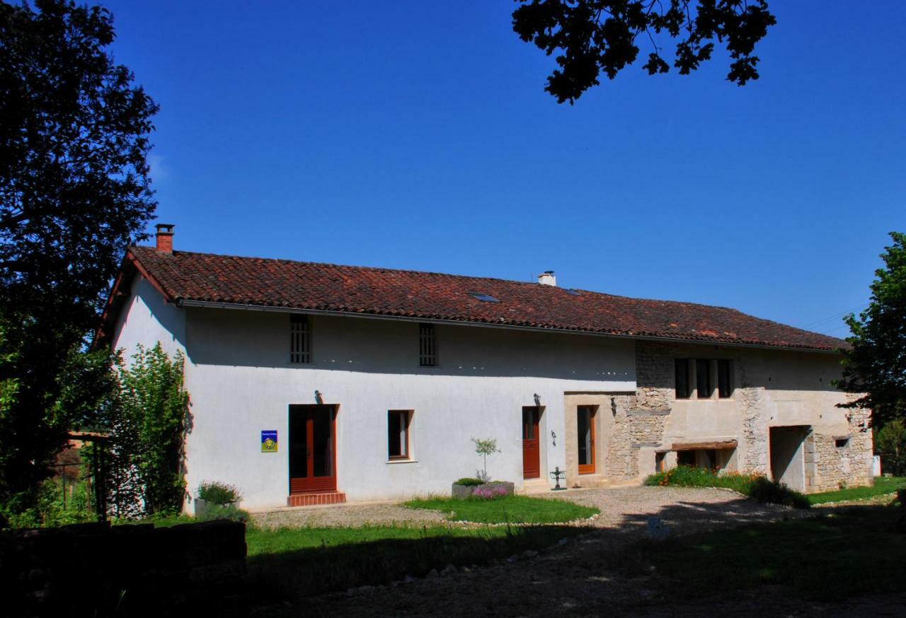 Terres De La Grange Bed & Breakfast Cuisiat ภายนอก รูปภาพ